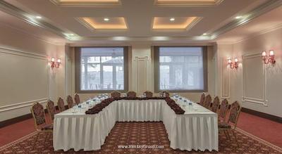 دلفین پالاس هتل