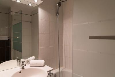 د اُریجینالز سیتی هتل ل رلیز داوبان