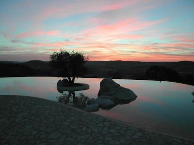 هتل ل بلودر