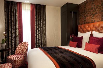 ل پتیت پاریز