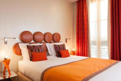 ل پتیت پاریز