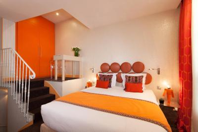 ل پتیت پاریز