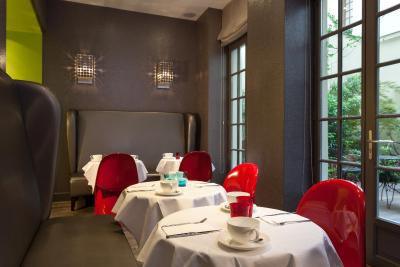 ل پتیت پاریز