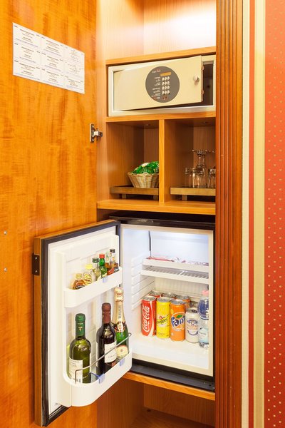 هتل مانفردی