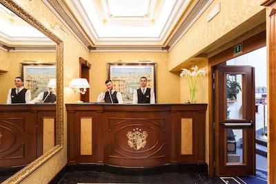 هتل مانفردی