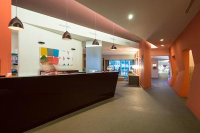 ل ماز دز ارکادز