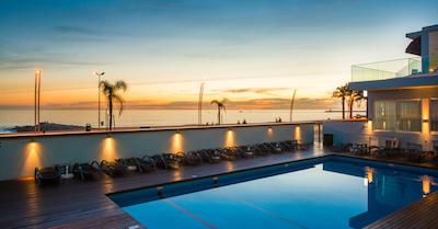 دم جس بیچ هتل