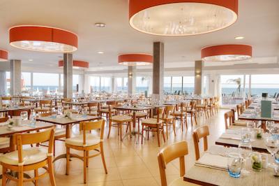 دم جس بیچ هتل