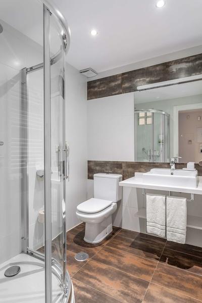 لز امیگوز بیچ کلوب