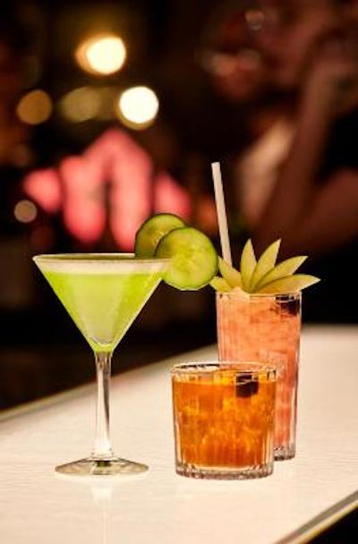 ماما شلتر پاریز