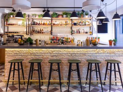 11 کادگان گاردنز