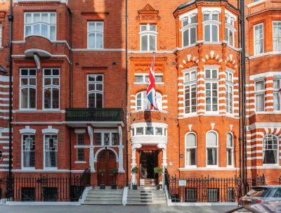 11 کادگان گاردنز