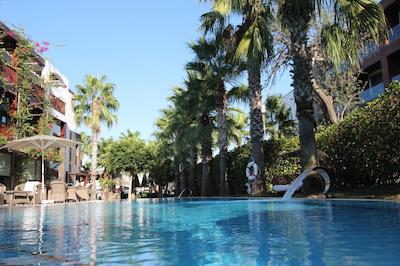 الیرا بوتیک