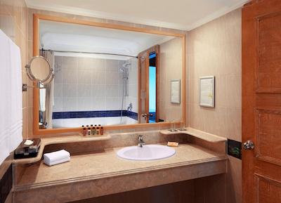 شراتون سسم هتل اند ریزرت اند اسپا