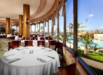 شراتون سسم هتل اند ریزرت اند اسپا