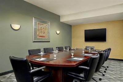 شراتون اُتاوا هتل