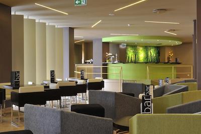 فور ویوز اُسیز