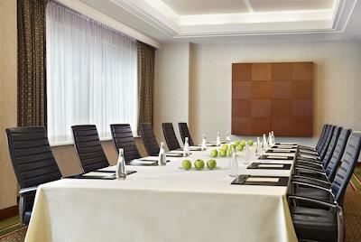 شراتون سویتز کالگاری ایو کلیر