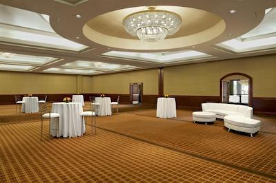 شراتون سویتز کالگاری ایو کلیر