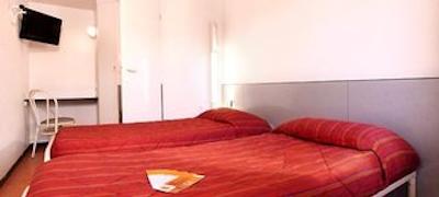 هتل پرمیر کلاس کارکاسن