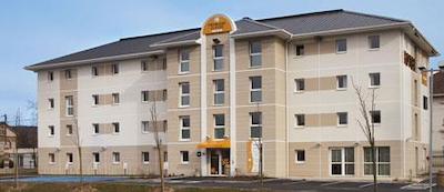 هتل پرمیر کلاس اپرن