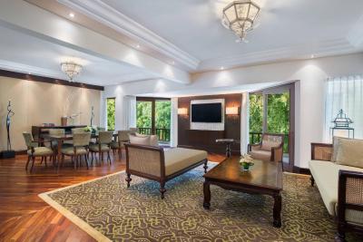 د لاگونا ا لوکسوری کالکشن ریزرت اند اسپا