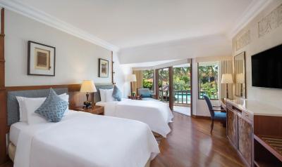 د لاگونا ا لوکسوری کالکشن ریزرت اند اسپا