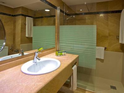 سیلکن امارا پلازا سان سباستین