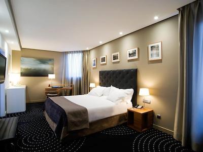 سیلکن امارا پلازا سان سباستین