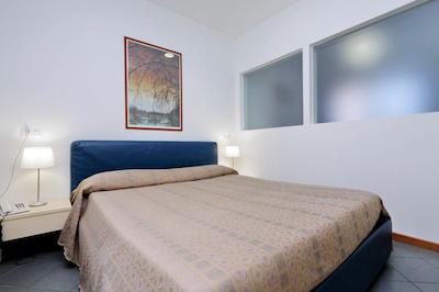 رسیدنس کلمبو 112