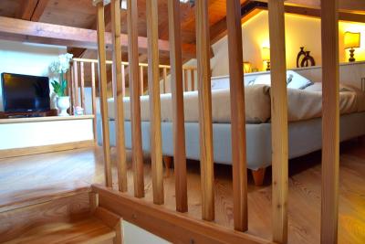 رسیدنزا فاوارو