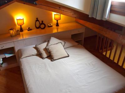 رسیدنزا فاوارو