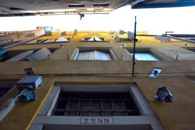 رسیدنزا فاوارو