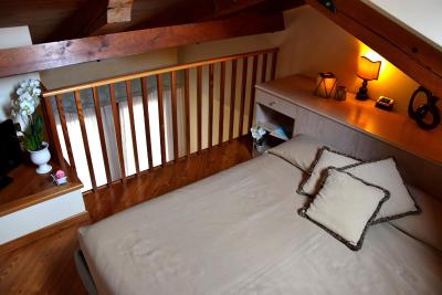 رسیدنزا فاوارو