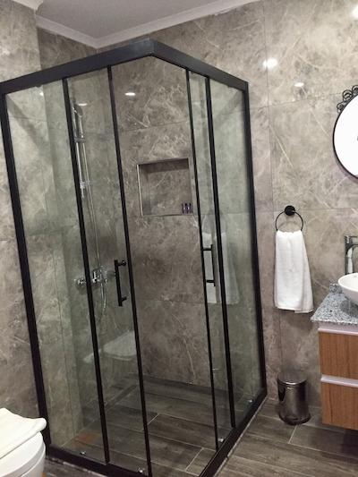 ساباه پانسیین