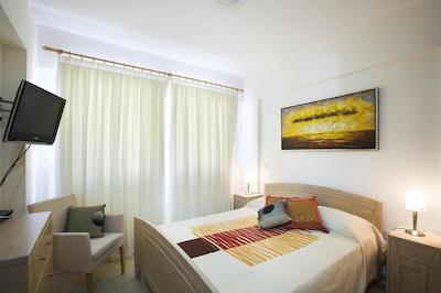 است نیکلاز الگانت رسیدنس