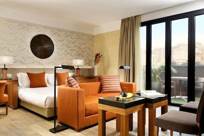 میلان سویت هتل