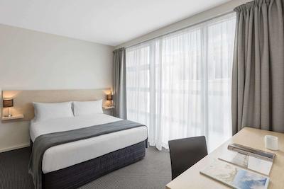 تترا والدرف سرویسد اپارتمنتز