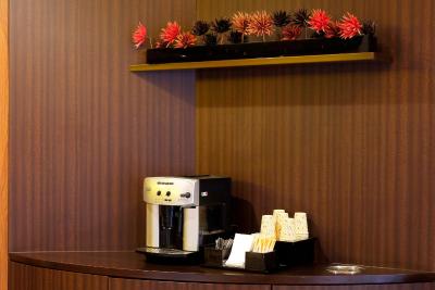 د ب اُچانمیزو