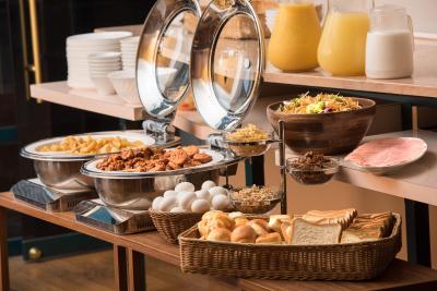 د ب اُچانمیزو