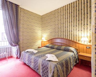 هتل اینویکتوز