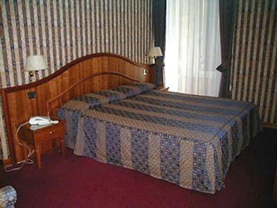 هتل اینویکتوز