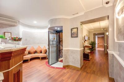 هتل اینویکتوز