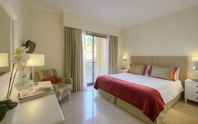 د رسیدنسز ات ویکتریا آلگارو