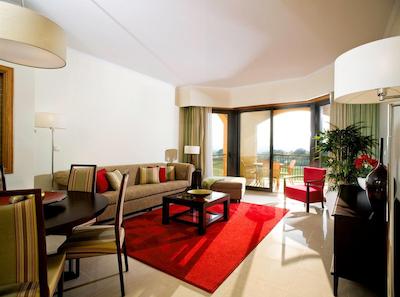 د رسیدنسز ات ویکتریا آلگارو