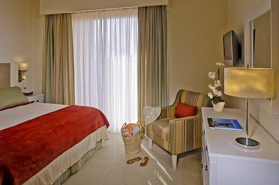 د رسیدنسز ات ویکتریا آلگارو