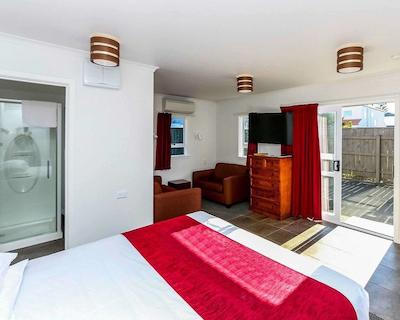 اکنو لج ناپیر