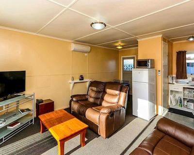 اکنو لج ناپیر