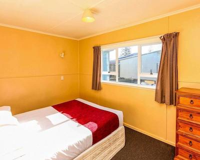 اکنو لج ناپیر