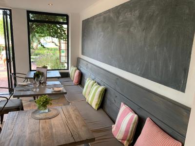 وجویو کونتری هوس اند اسپا